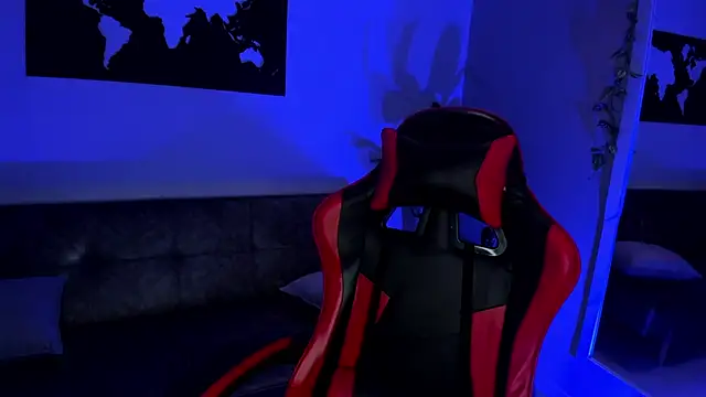 ZoeValencia1 online show from 10-08-25, 12:58