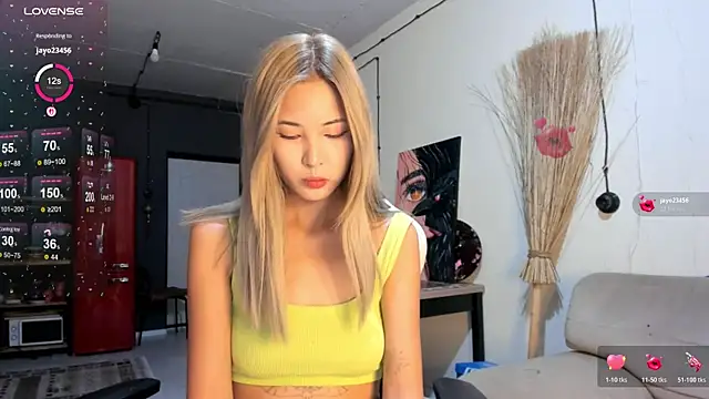 Korean blink online show from 07-24-26, 06:17