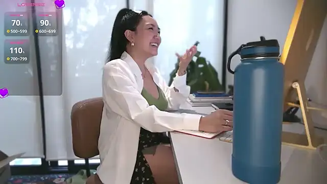 Snapshot of yuzhara chatting on 09-18-25, 03:14 yuzhara online show from 09-18-25, 03:14