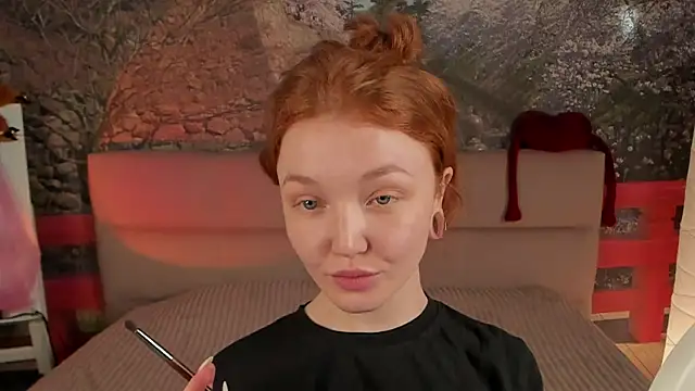 EmyRosaly online show from 11-28-25, 07:22