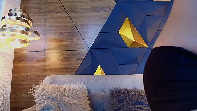 ly lulu online show from 04-15-26, 11:06