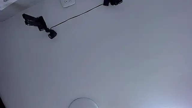 AnnieAndReach online show from 10-21-25, 07:14