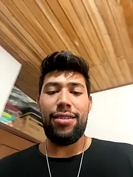 Snapshot of JGentleman chatting on 10-12-25, 05:45 JGentleman online show from 10-12-25, 05:45