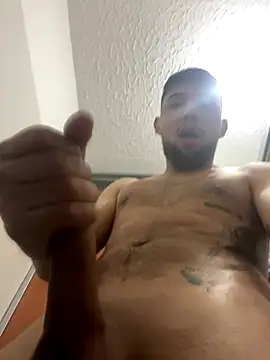 Snapshot of JGentleman chatting on 11-12-25, 04:02 JGentleman online show from 11-12-25, 04:02