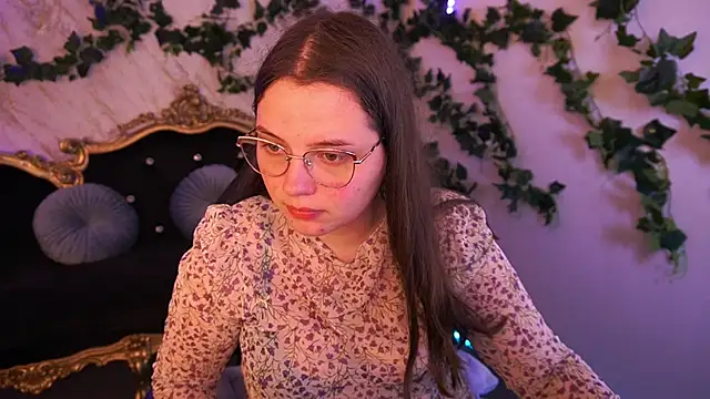 SophieDreamss online show from 10-17-25, 02:41