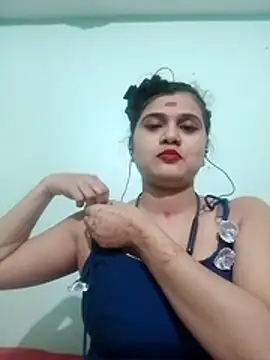 Snapshot of Kavya-Tiwari chatting on 11-08-25, 07:01 Kavya-Tiwari online show from 11-08-25, 07:01