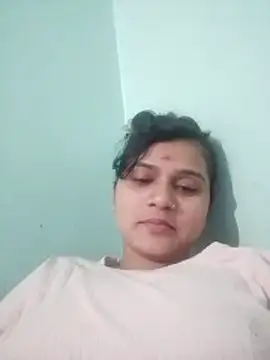 Snapshot of Kavya-Tiwari chatting on 04-13-26, 05:18 Kavya-Tiwari online show from 04-13-26, 05:18