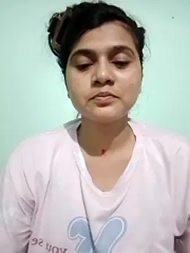 Snapshot of Kavya-Tiwari chatting on 05-13-26, 05:10 Kavya-Tiwari online show from 05-13-26, 05:10