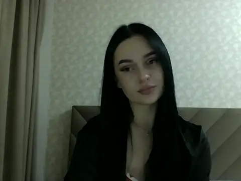 Lulii24 online show from 10-20-25, 11:27