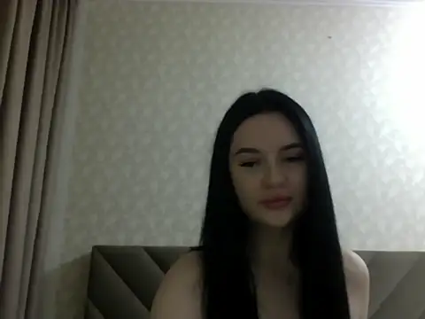 Snapshot of Lulii24 chatting on 03-08-26, 03:21 Lulii24 online show from 03-08-26, 03:21