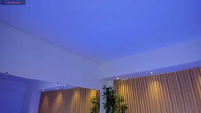 MadisonAnngel online show from 11-13-25, 08:41