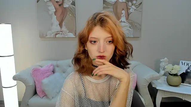 Snapshot of MistyMarlo chatting on 09-29-25, 06:02 MistyMarlo online show from 09-29-25, 06:02