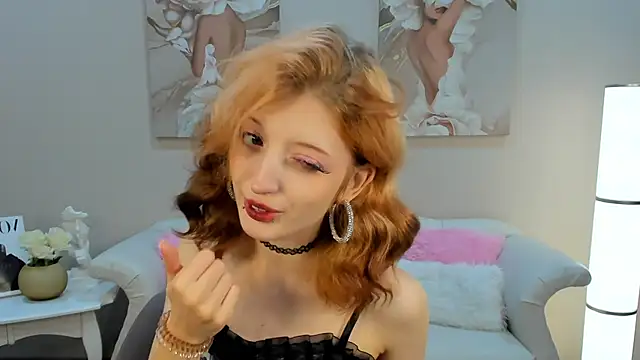 Snapshot of MistyMarlo chatting on 10-11-25, 06:06 MistyMarlo online show from 10-11-25, 06:06