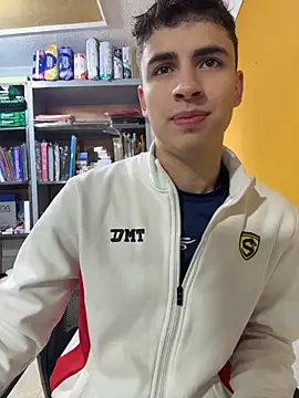 Snapshot of AdrianRinaldi chatting on 05-15-26, 01:51 AdrianRinaldi online show from 05-15-26, 01:51