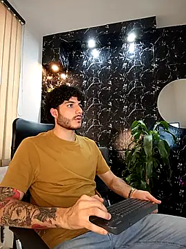 Rafael Mendezz online show from 12-17-25, 09:54