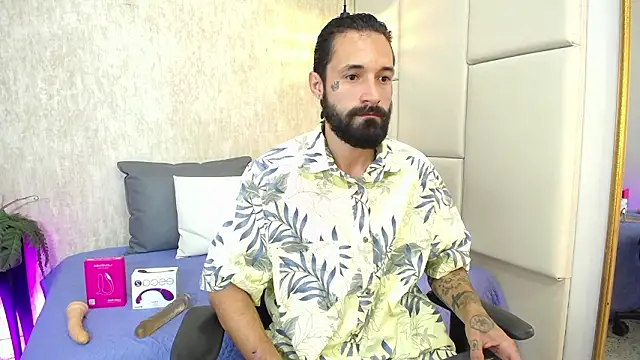 Hisoka 011 online show from 03-17-26, 07:28