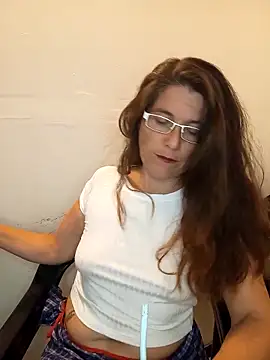 Snapshot of Merida2276 chatting on 03-04-26, 02:06 Merida2276 online show from 03-04-26, 02:06