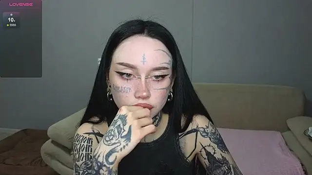 Somniyaa online show from 04-12-26, 04:23