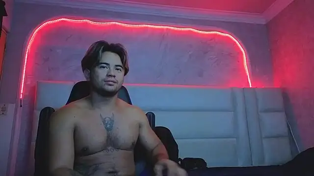 Snapshot of Bellion_grant chatting on 02-08-26, 02:15 Bellion grant online show from 02-08-26, 02:15