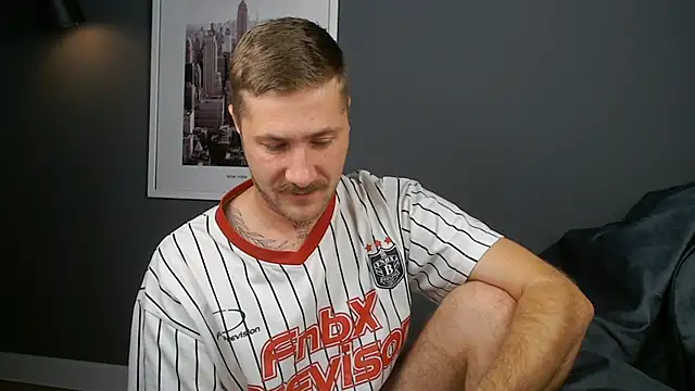 Mr At  online show from 10-29-25, 07:10