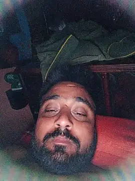 Snapshot of Raju_fuckerr chatting on 05-20-26, 04:57 Raju fuckerr online show from 05-20-26, 04:57