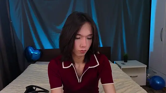 Snapshot of okerriella chatting on 11-09-25, 01:42 okerriella online show from 11-09-25, 01:42