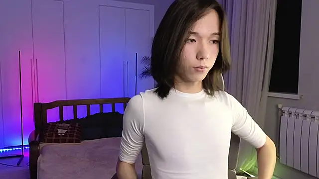 Snapshot of okerriella chatting on 11-26-25, 01:12 okerriella online show from 11-26-25, 01:12