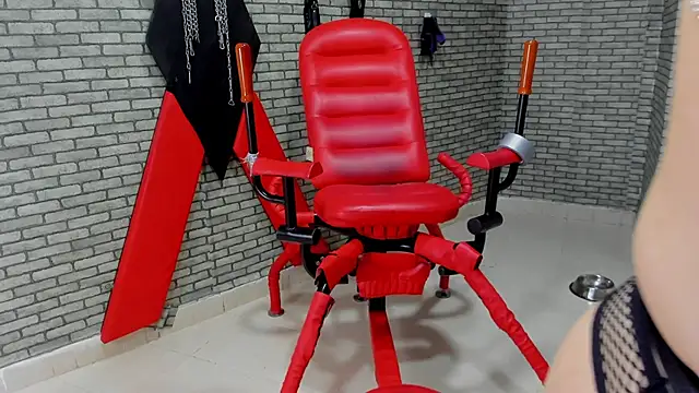 Snapshot of ariel_bdsm chatting on 09-26-25, 12:53 ariel bdsm online show from 09-26-25, 12:53
