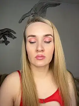 KiraBerht online show from 03-21-26, 10:57