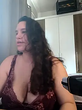 Snapshot of Mellhots2 chatting on 09-20-25, 05:58 Mellhots2 online show from 09-20-25, 05:58