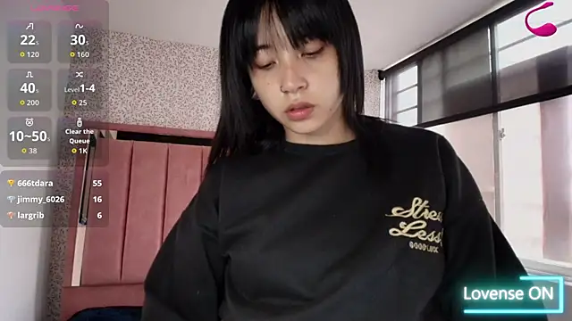 Hanna Lee   online show from 04-22-26, 09:05