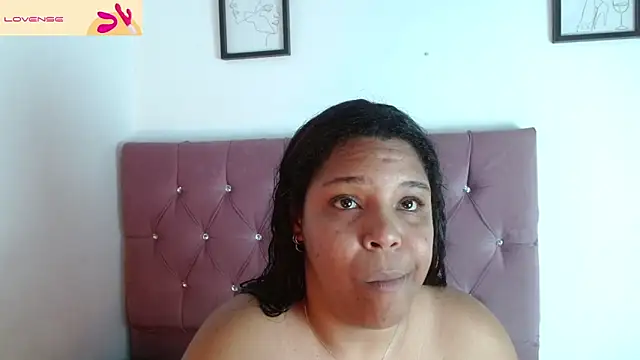 naomi campbel  online show from 04-12-26, 08:47