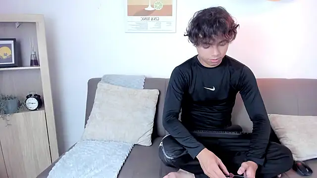 Honeymoon sariel online show from 06-17-26, 01:34