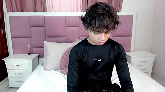 Honeymoon sariel online show from 07-17-26, 05:18