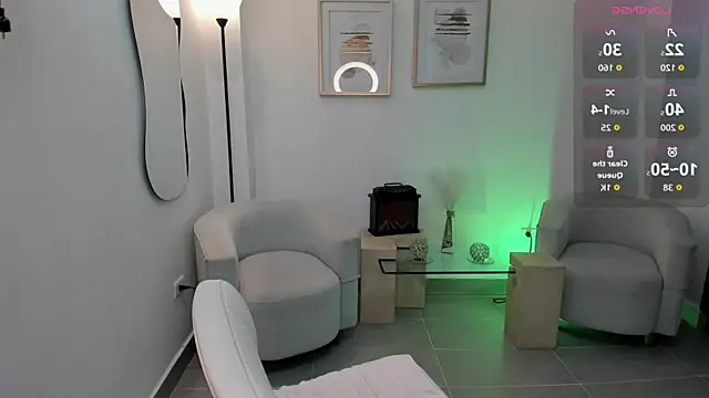 Karliie kloss  online show from 09-12-25, 04:23