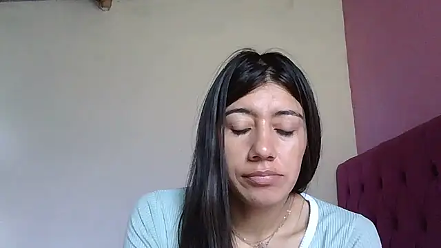 Madow Lu online show from 10-29-25, 01:46