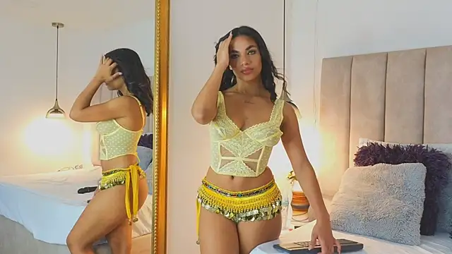 Snapshot of arianaa_miller_ chatting on 09-22-25, 07:49 arianaa miller online show from 09-22-25, 07:49