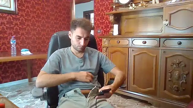 Torissimo92 online show from 10-17-25, 10:18