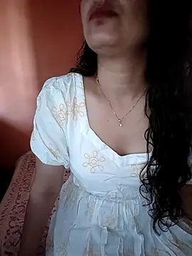 Snapshot of CUTE-PX chatting on 09-22-25, 03:52 CUTE-PX online show from 09-22-25, 03:52