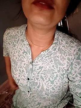 Snapshot of CUTE-PX chatting on 09-23-25, 02:14 CUTE-PX online show from 09-23-25, 02:14