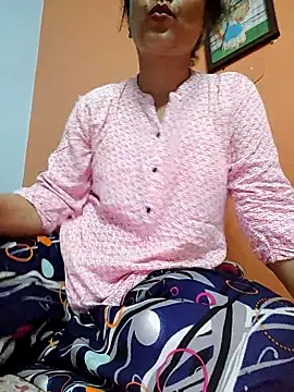 Snapshot of CUTE-PX chatting on 09-23-25, 02:20 CUTE-PX online show from 09-23-25, 02:20