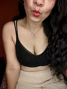Snapshot of CUTE-PX chatting on 09-27-25, 03:00 CUTE-PX online show from 09-27-25, 03:00