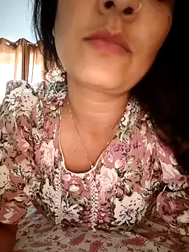 Snapshot of CUTE-PX chatting on 10-28-25, 06:50 CUTE-PX online show from 10-28-25, 06:50