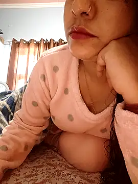 Snapshot of CUTE-PX chatting on 02-13-26, 05:25 CUTE-PX online show from 02-13-26, 05:25