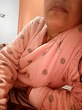 Snapshot of CUTE-PX chatting on 02-20-26, 06:37 CUTE-PX online show from 02-20-26, 06:37