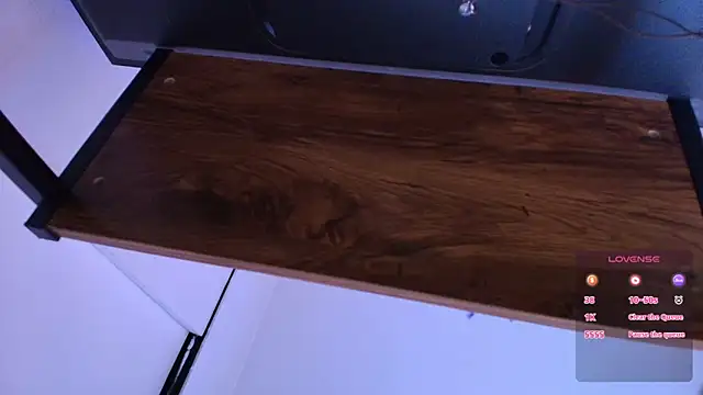 Terraelowen online show from 10-29-25, 11:12