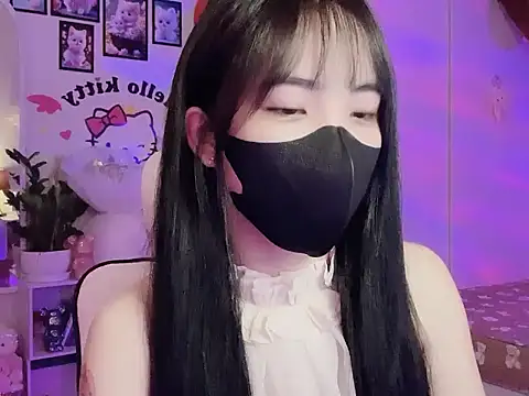 Snapshot of keelinnn19 chatting on 09-25-25, 05:38 keelinnn19 online show from 09-25-25, 05:38