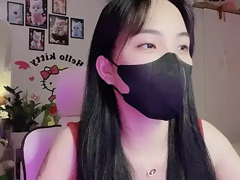 Snapshot of keelinnn19 chatting on 10-12-25, 07:02 keelinnn19 online show from 10-12-25, 07:02