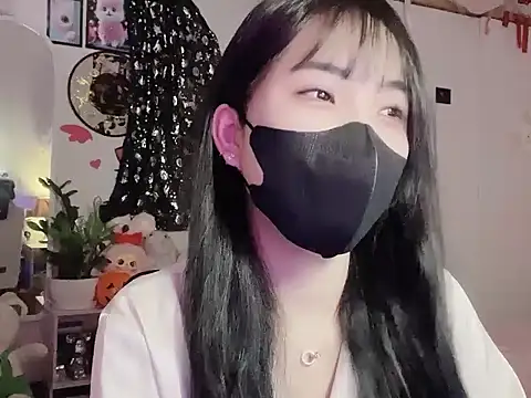 Snapshot of keelinnn19 chatting on 10-29-25, 10:00 keelinnn19 online show from 10-29-25, 10:00