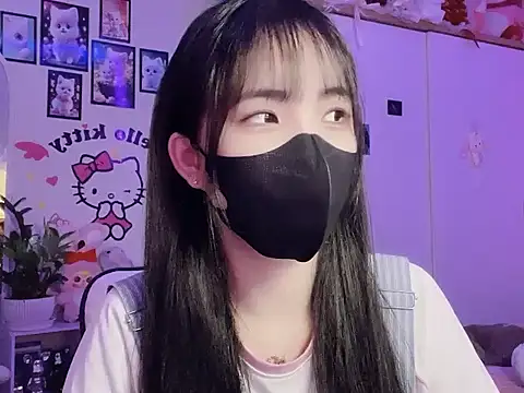 Snapshot of keelinnn19 chatting on 10-30-25, 11:00 keelinnn19 online show from 10-30-25, 11:00